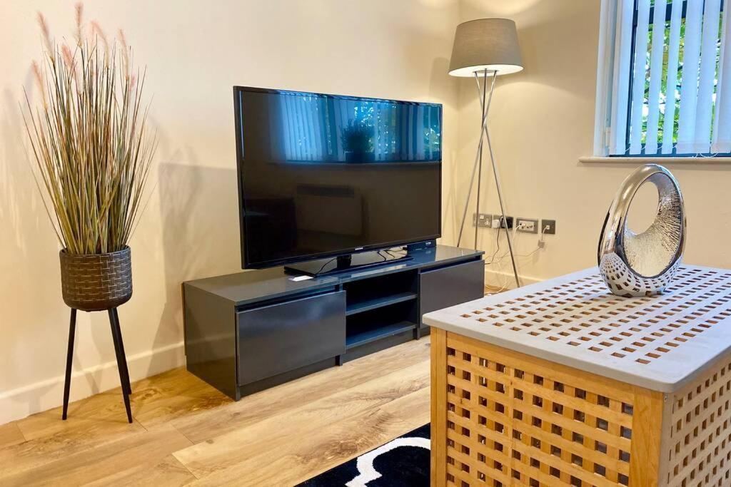 Bishopsgate Luxury Apartment コヴェントリー エクステリア 写真